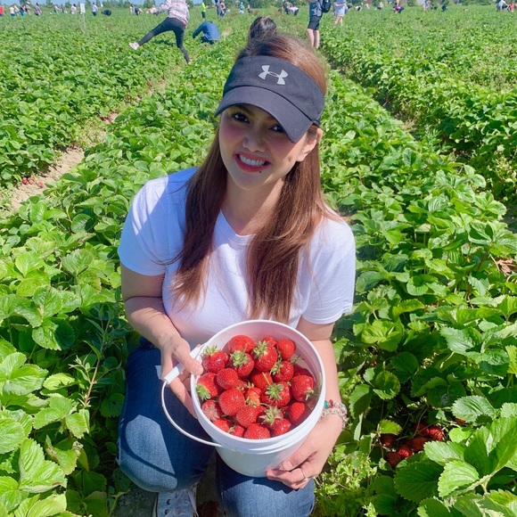 Meet your Posher, Leah - Picture 13 of 16